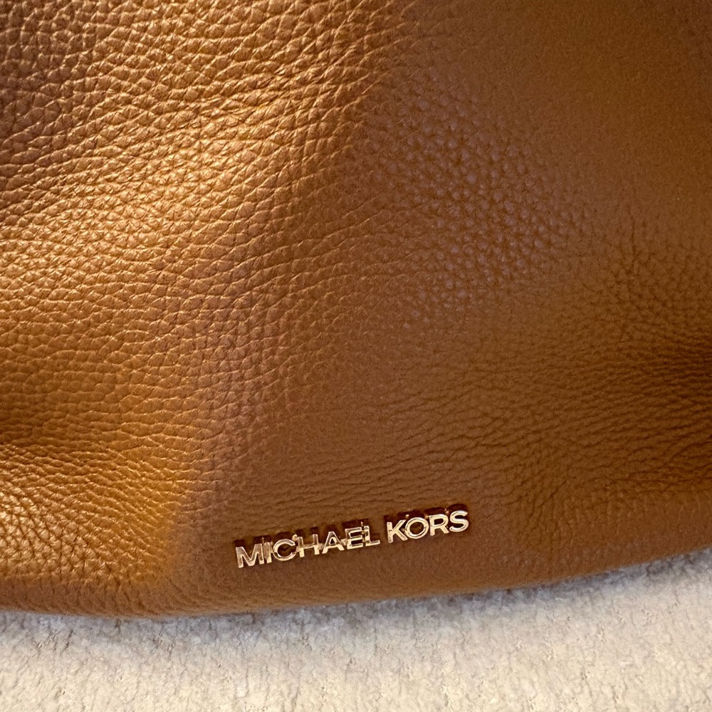 Michael Kors bag - Picture 2 of 5